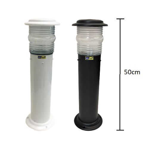 Poste balizador de jardim, condomínio ou posto de combustível. Serve para sinalizar , iluminar o lugar.